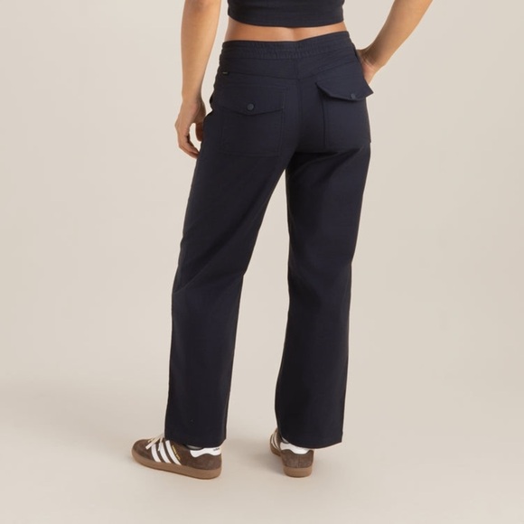 Roark Women’s Layover Pants Navy NWT - Picture 2 of 7